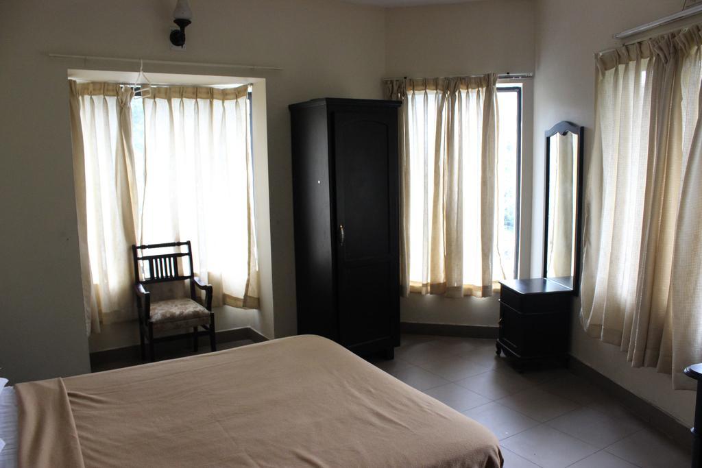 Albarad Hotel Munnar Quarto foto